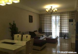 交警支队旁边（天鹅堡）家私家电全齐 大四房 即可入住 - 肇庆28生活网 zq.28life.com