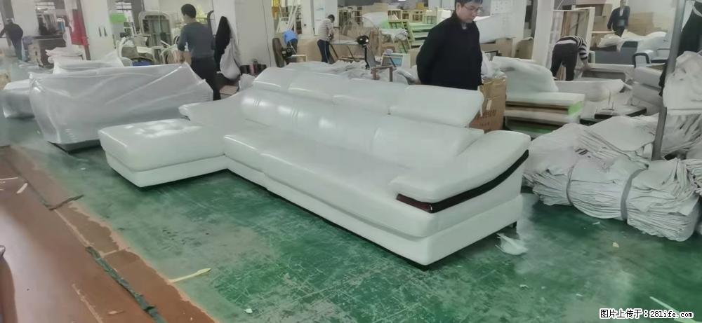 【大厂仿真皮沙发】实木框架，高回弹海绵45密度。全新包装，质量非常好，3.6米右贵妃 - 家居生活 - 肇庆生活社区 - 肇庆28生活网 zq.28life.com